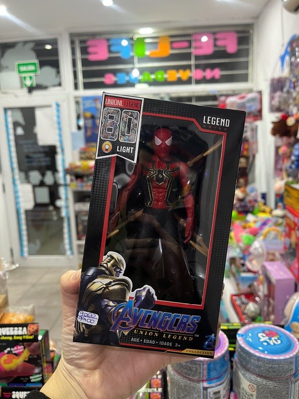 Producto - Avenger con luz - 0
