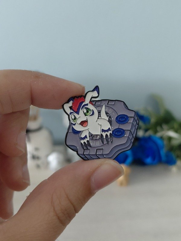 Producto - Pin metalizado - Digimon #0623