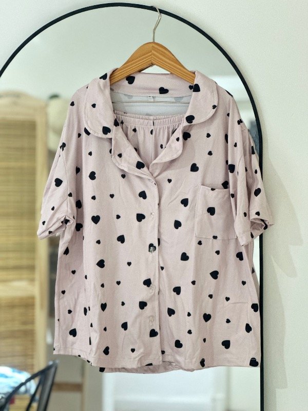 Producto - PIJAMA CAMISERO CORAZONES