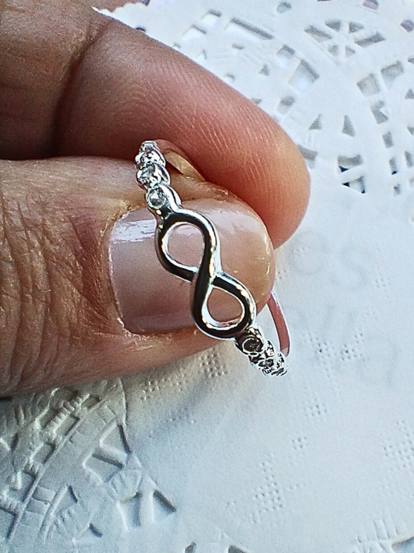 Producto - (77199) Anillo Infinito Cristal - Talle 20 - Plata 900