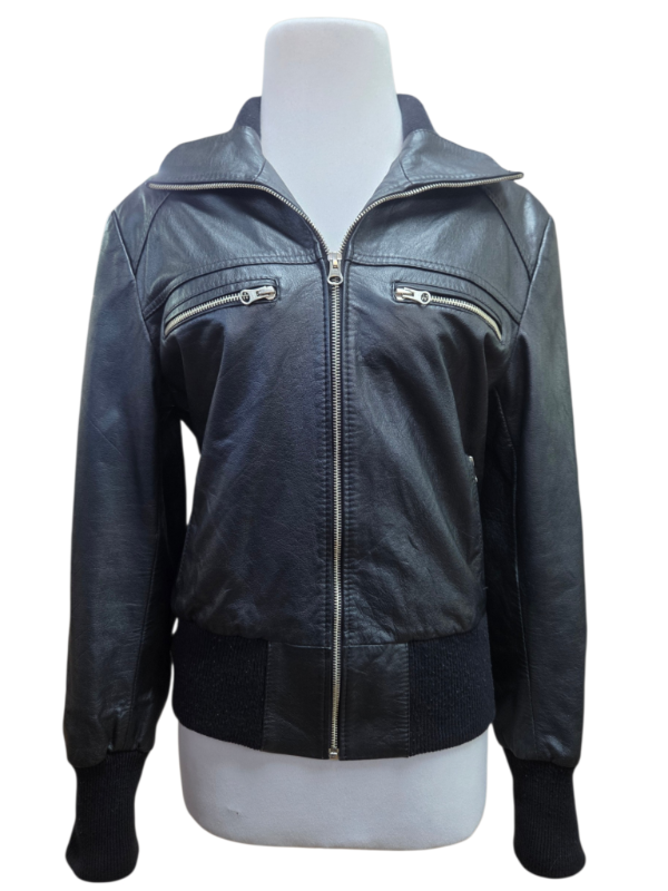 Producto - campera de cuero 5946