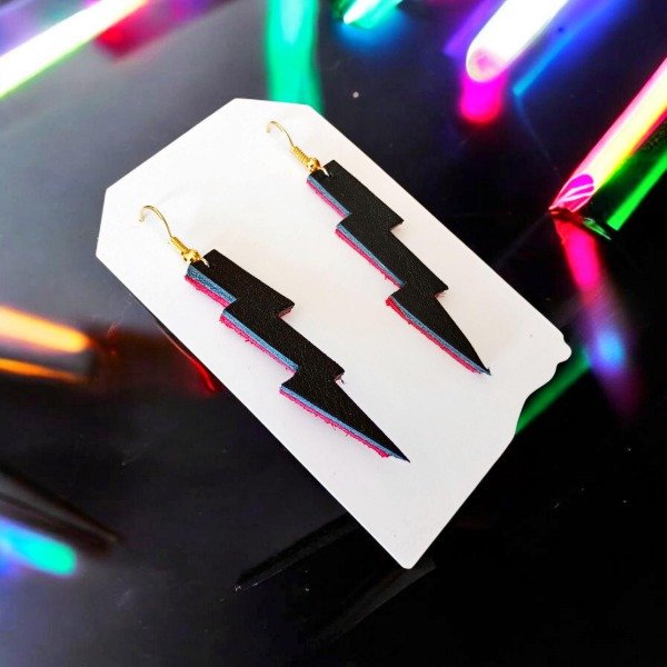 Producto - Aritos en forma de rayo