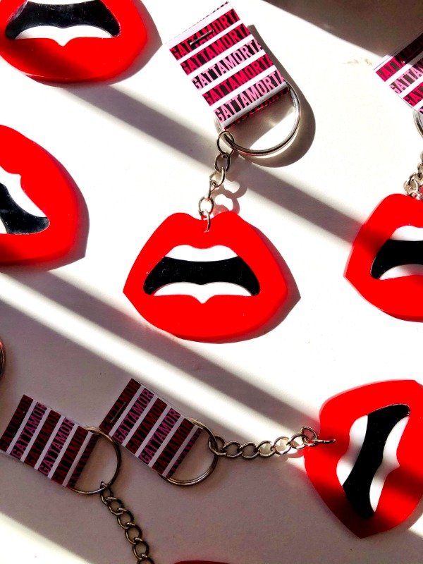 Producto - Llavero LIPS