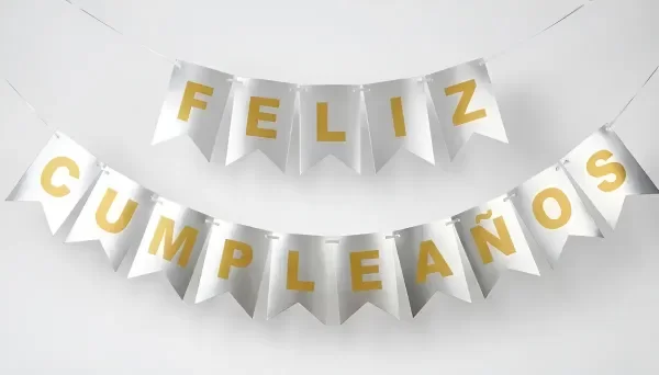 Producto - Guirnalda Plateada Letras Doradas Feliz Cumpleaños