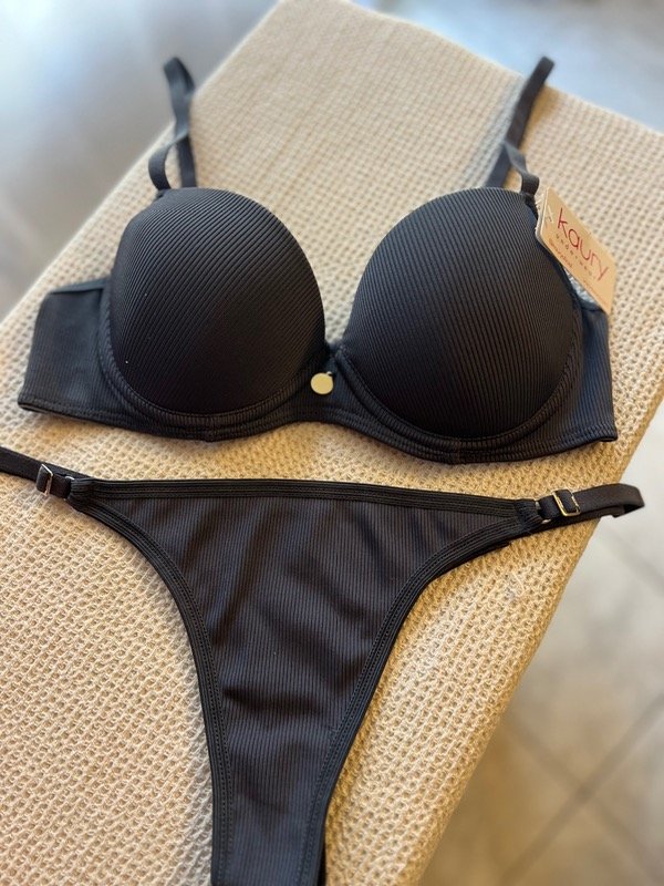 Producto - Conjunto Kaury K14 negro