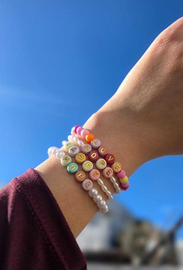 Producto - Pulseras Love, Hope y Happy