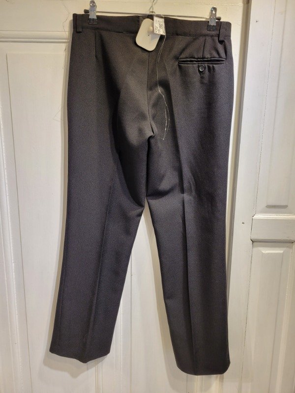 Producto - Traje TEN POINT negro Talle 44 - PRECIO: 120X - 2