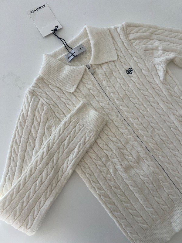 Producto - Cardigan doble cremallera Bershka Talle M