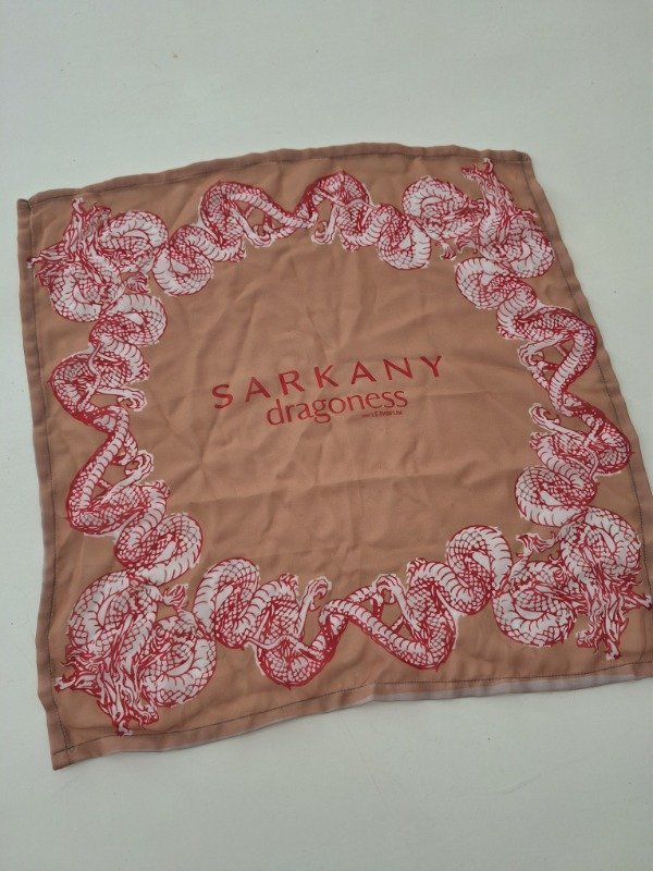 Producto - Pañuelo Sarkany Nuevo