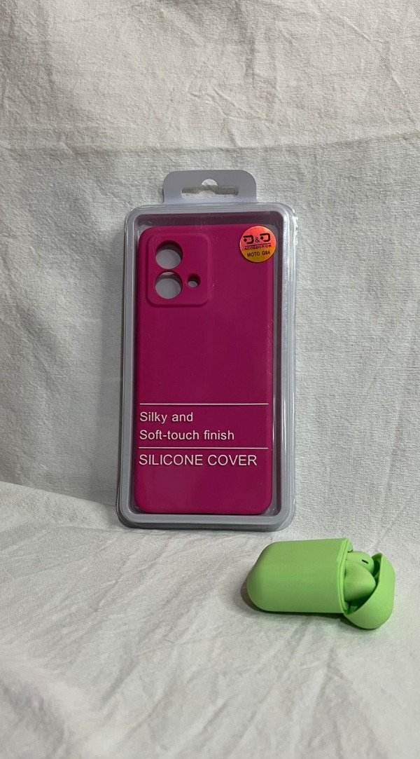 Producto - G84 silicona con felpa magenta