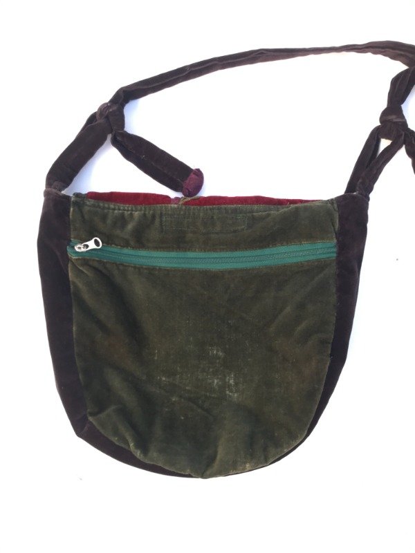 Producto - Morral Goth de plush - 8