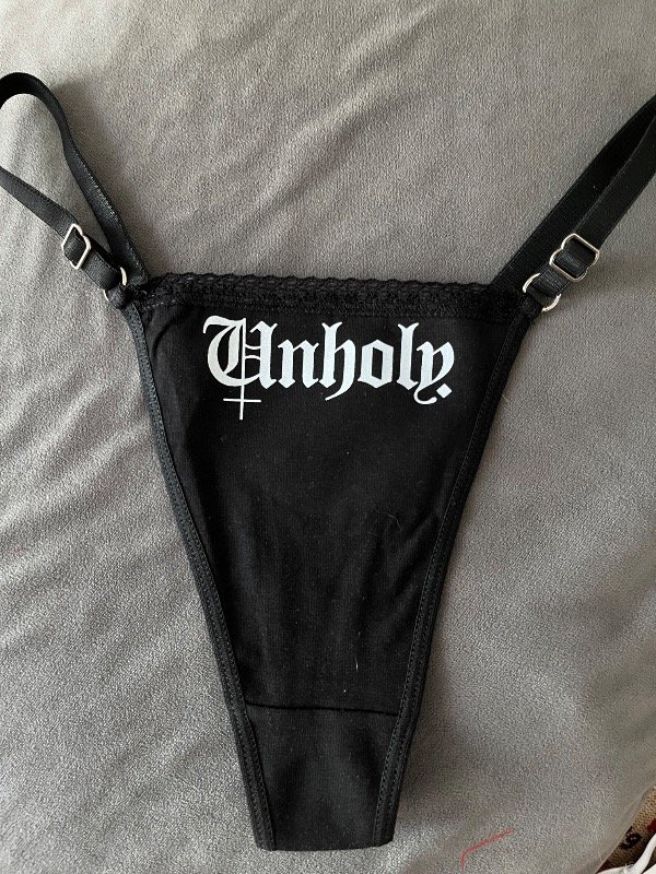 Producto - Tanga unholy