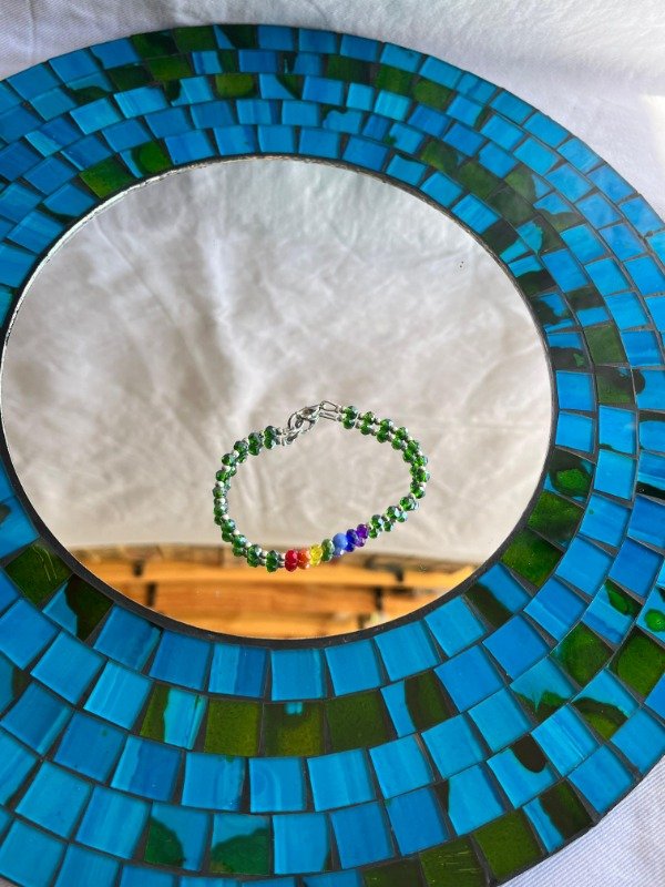 Producto - PULSERA VERDE CON 7 CHAKRAS CONSAGRADA
