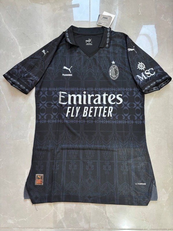 Producto - AC Milan Pleasures 24/25 Version Jugador