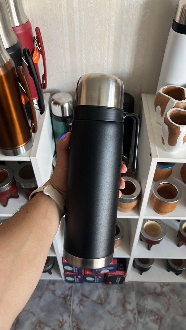 Producto - Termo Media Manija 1lt Color Negro