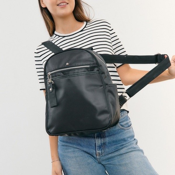Producto - Mochila Greta tela cinta negra