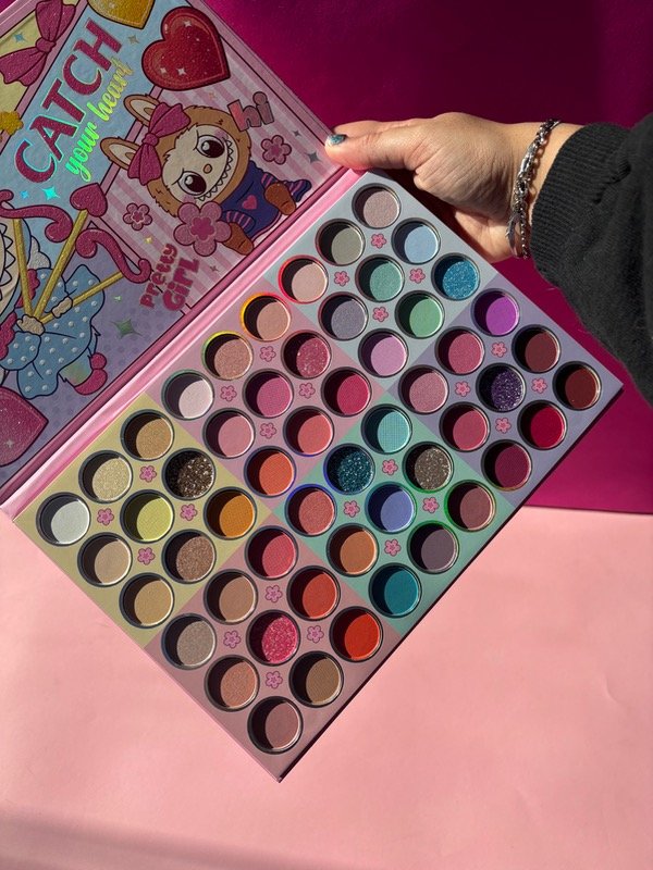 Producto - Paleta de sombras x54 tonos LaBuBu A