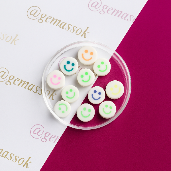 Producto - Fimo Smile blanca multi
