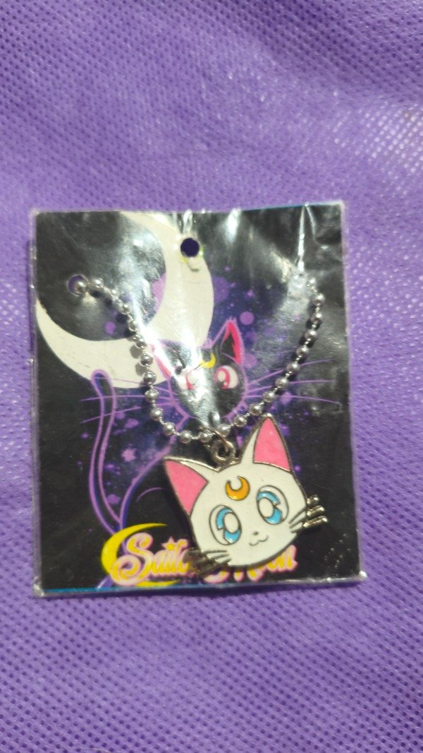 Producto - Collar/colgante con dije SAILOR MOON 2