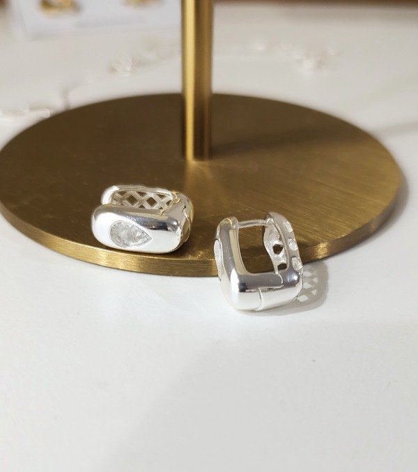 Producto - Aros Luisa rectang. Acero blanco
