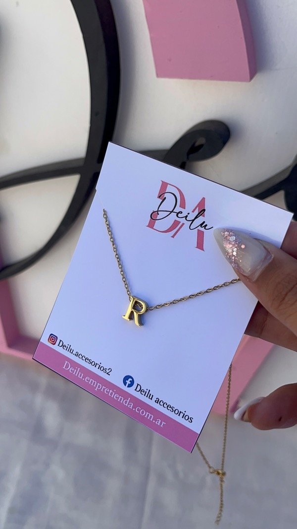 Producto - Collar inicial R dorado