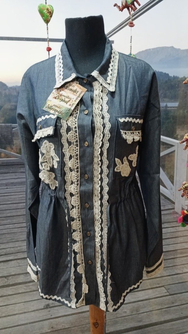 Producto - Camisa Romántica