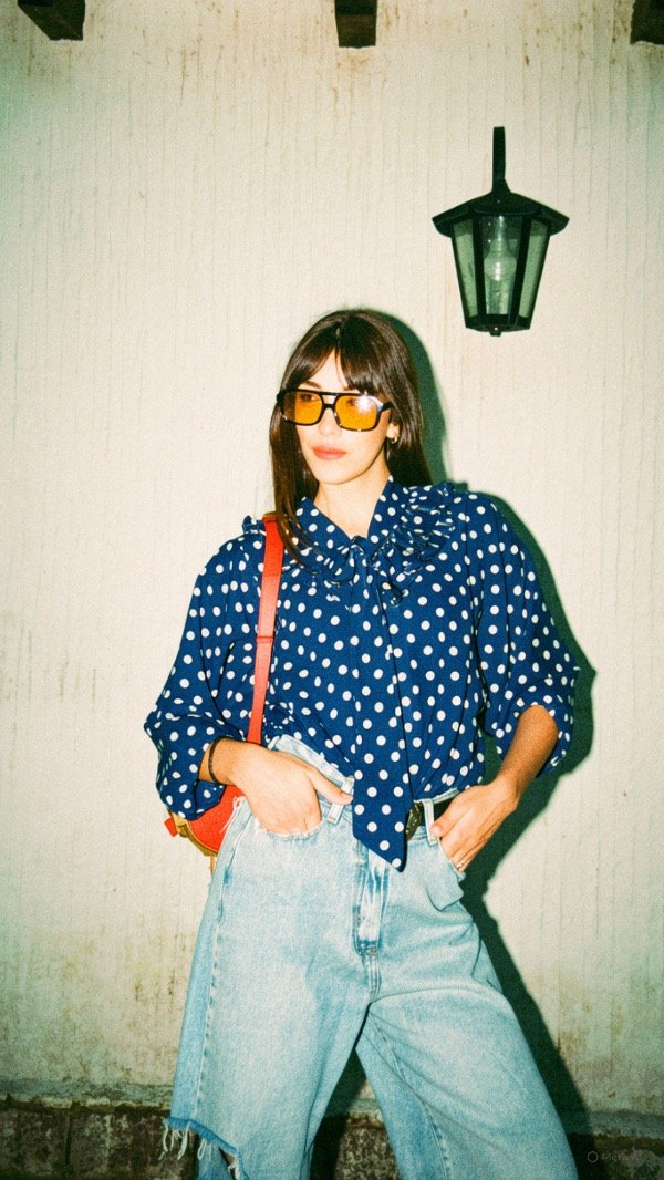 Producto - Camisa lunares c/moño