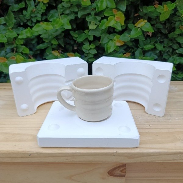 Producto - Molde de yeso Taza Michelin