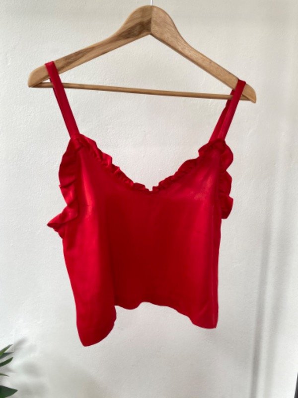 Producto - Top satin AYNOTDEAD