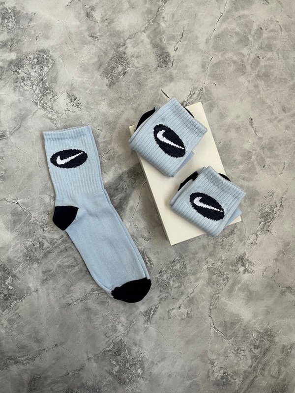 Producto - Nike retro 3 Celeste