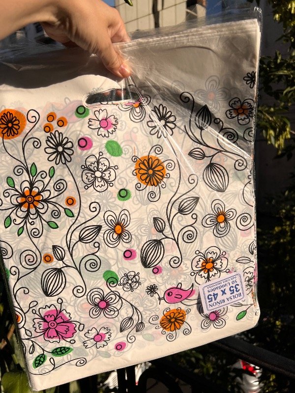 Producto - 50 bolsas floreadas 35x45
