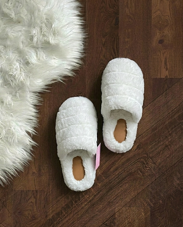 Producto - Pantuflas Chloe - Blanco