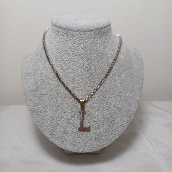 Producto - collar letra L