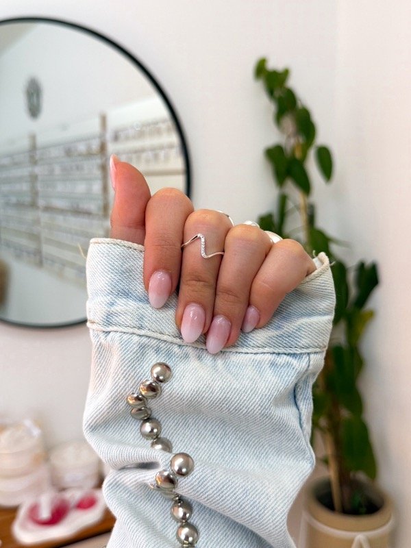 Producto - Anillo acero blanco onda cúbics regulable