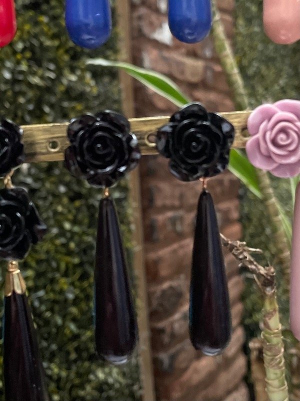 Producto - Aros flor gota larga negro español