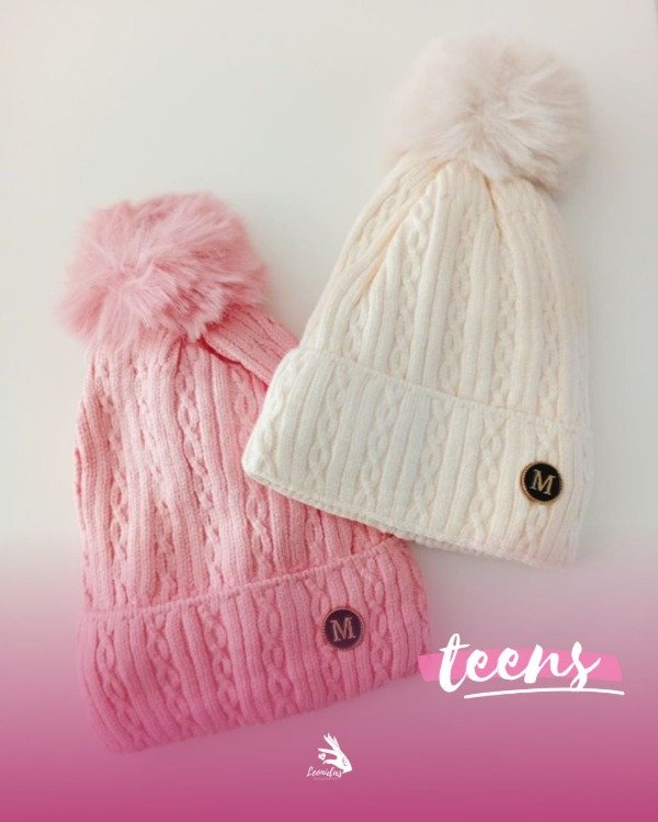 Producto - GORRO POMPÓN TEENS