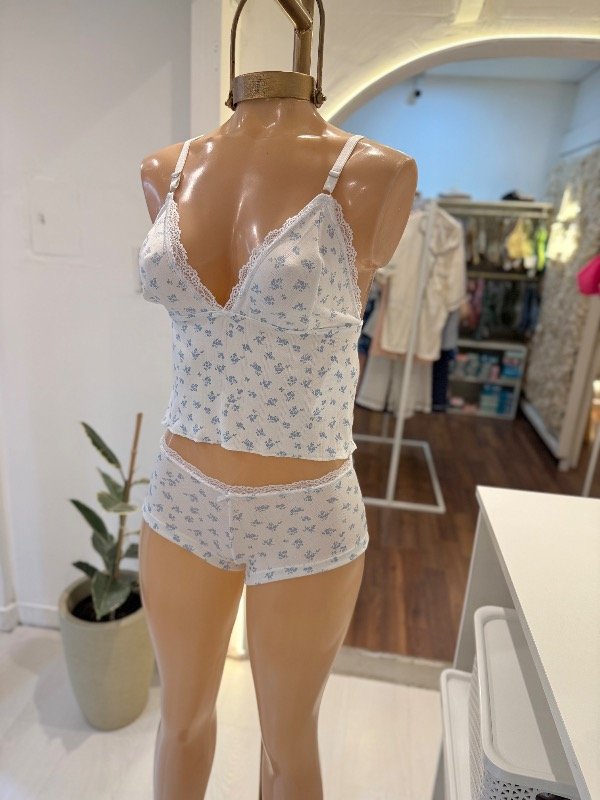 Producto - Pijama ALICE (blanco con flor celeste) - 2