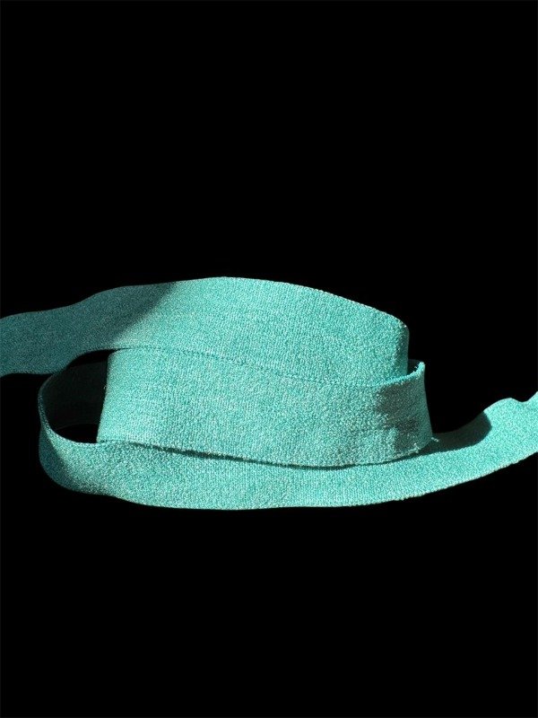 Producto - Envivado o Elástico Partido Verde Esmeralda Felpa 15 mm (1 metro)