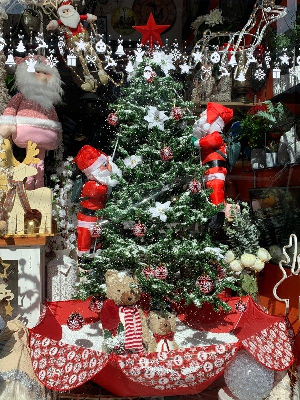 Producto - Árbol que nieva (Efectivo: 790.320)