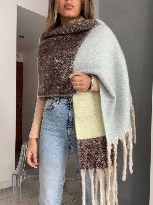 Producto - BUFANDON NUBE F06