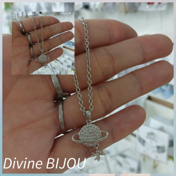 Producto - Collar planeta acero cubic