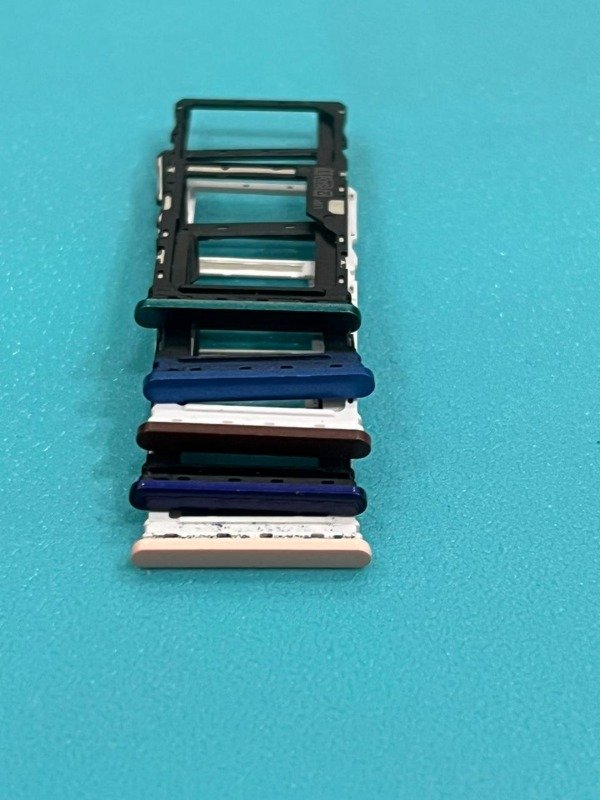 Producto - BANDEJA SIM MOTO E7 PLUS