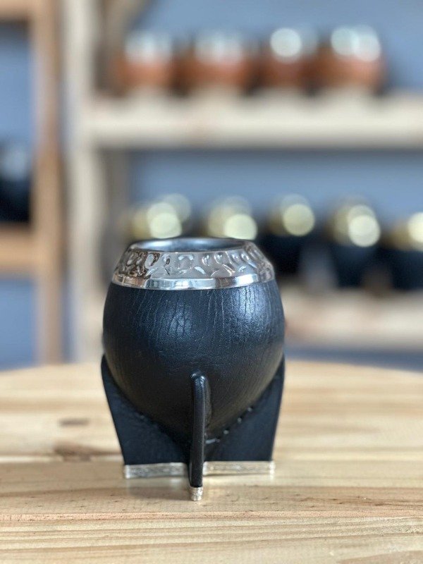 Producto - Torpedo Cincelado Negro - Base alpaca