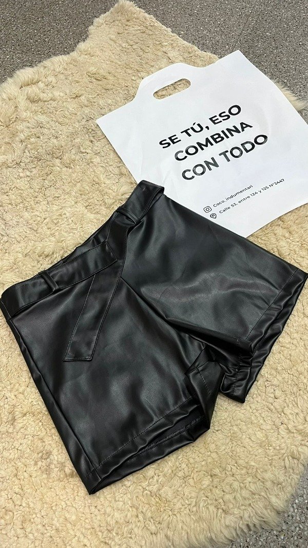 Producto - Short engomado cinto