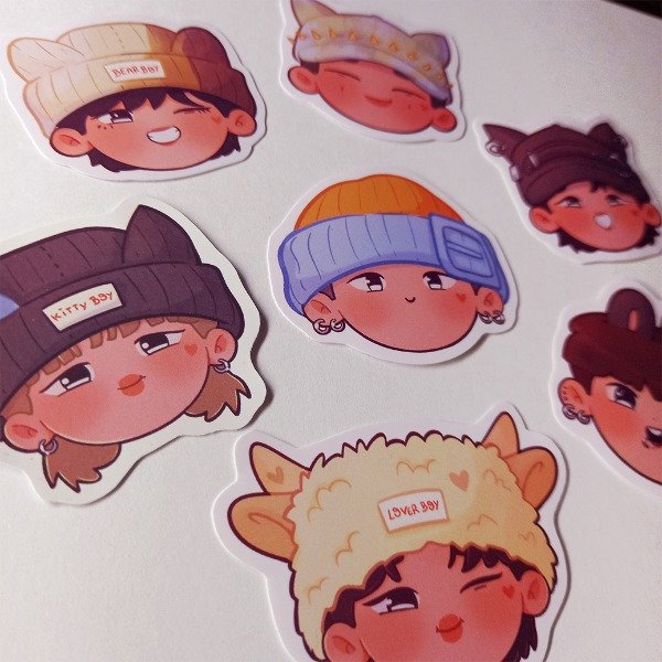Producto - Stickers BTS con Gorritos! - 0