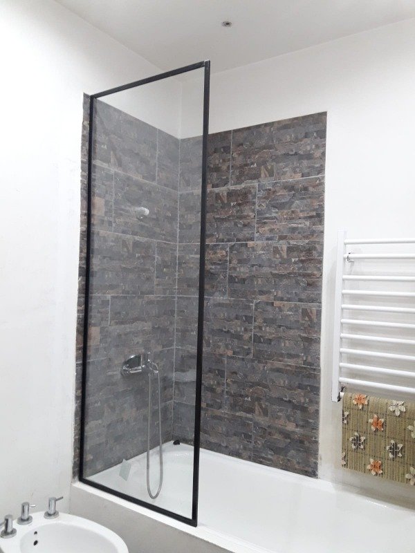 Producto - Mampara fija sobre bañera vidrios de 6mm transparentes - 2