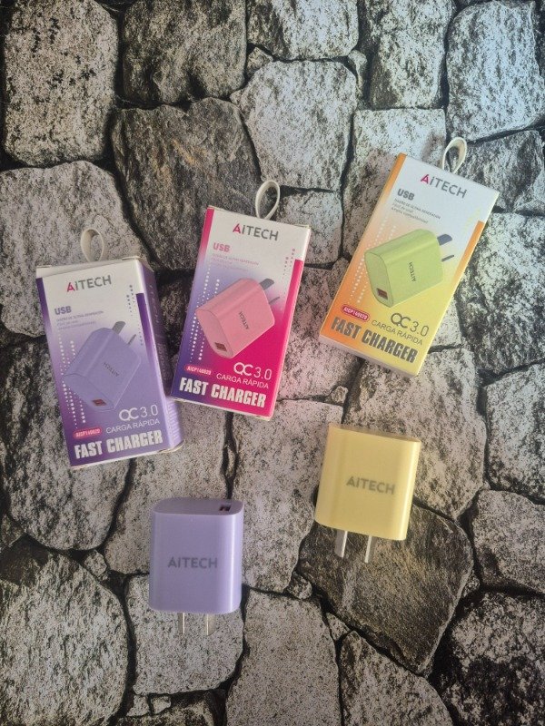 Producto - Fuente de carga Aitech Quick Charge 3.0