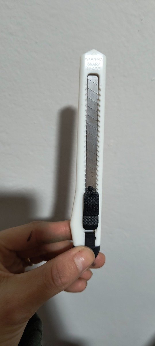 Producto - Cutter clasico blanco