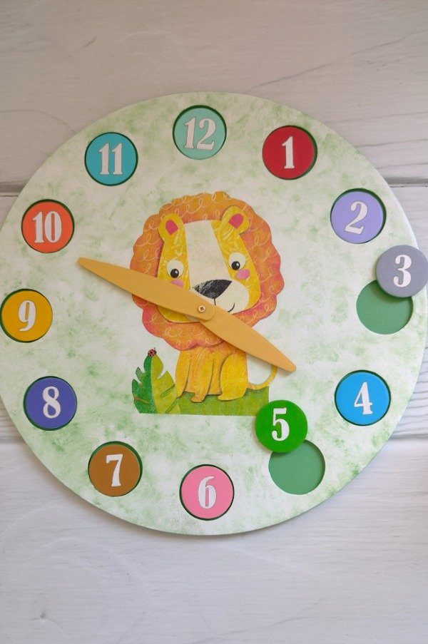 Producto - Reloj Leoncito