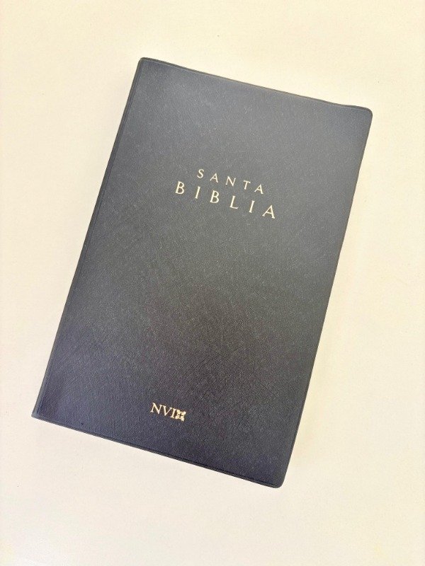 Producto - BIBLIA NVI - ULTRAFINA - NEGRA